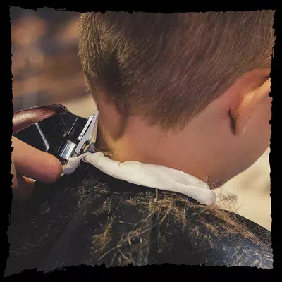 Coupe et coiffure pourenfant par le coiffeur Estete coiffure à Marrans